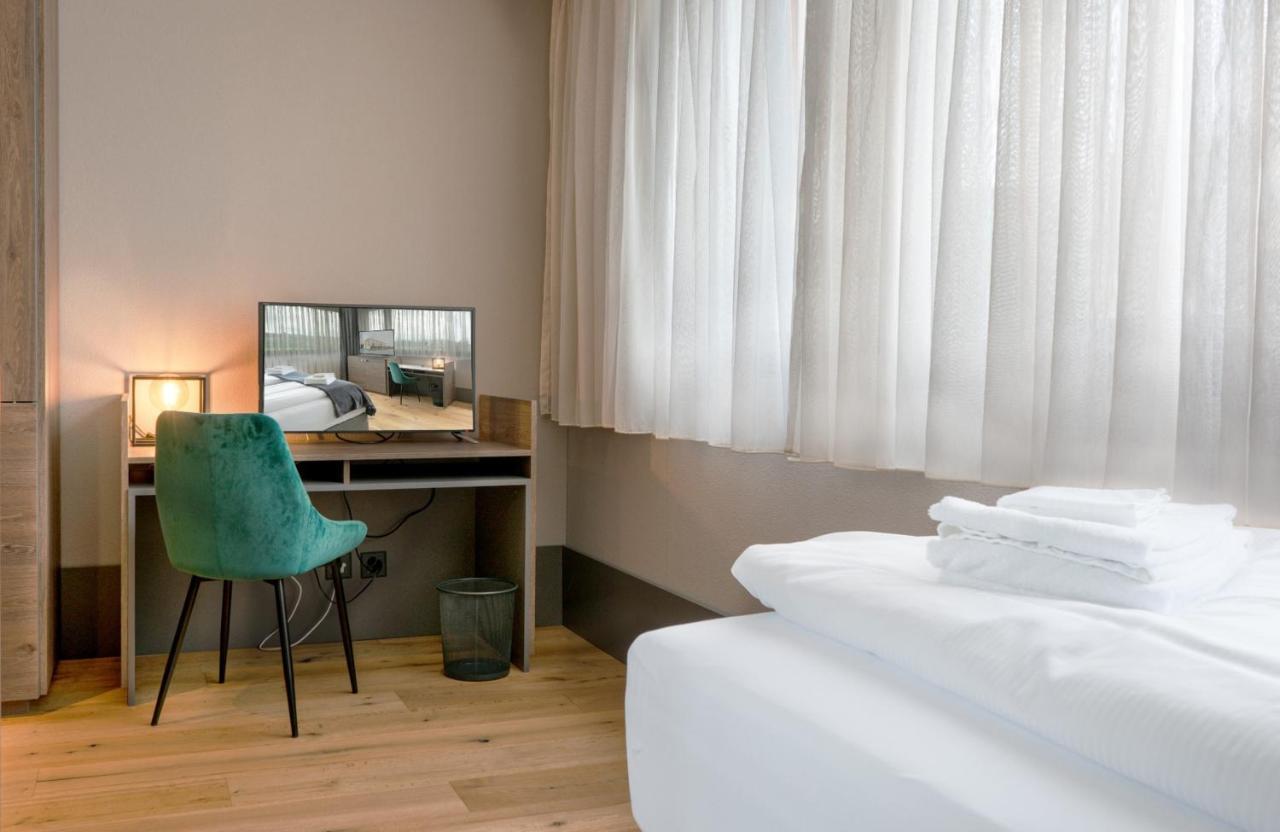 Wyna Motel Neudorf Ngoại thất bức ảnh